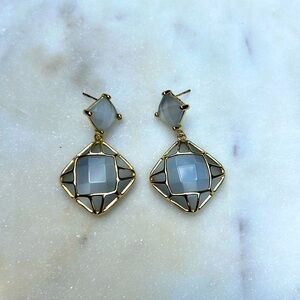 Unique Kendra Scott Gray Earring